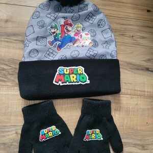 Nintendo Super Mario Kids Hat and Gloves Set - Black and Gray